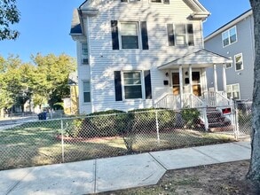 Building Photo - 87 Butler St