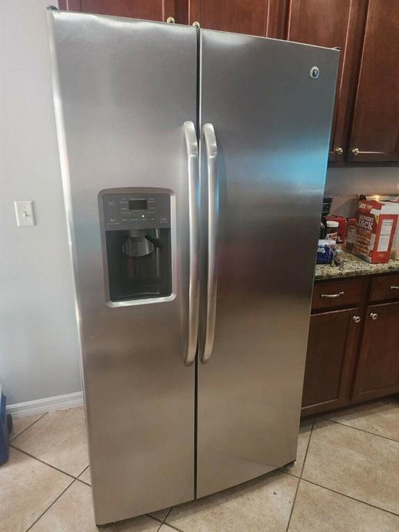 Building Photo - 602 Queensbridge Dr