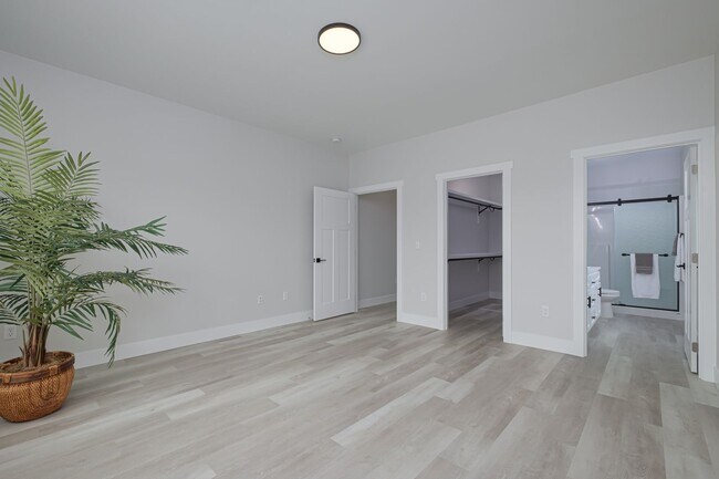 Building Photo - Beautiful New Home for Rent in Quincy