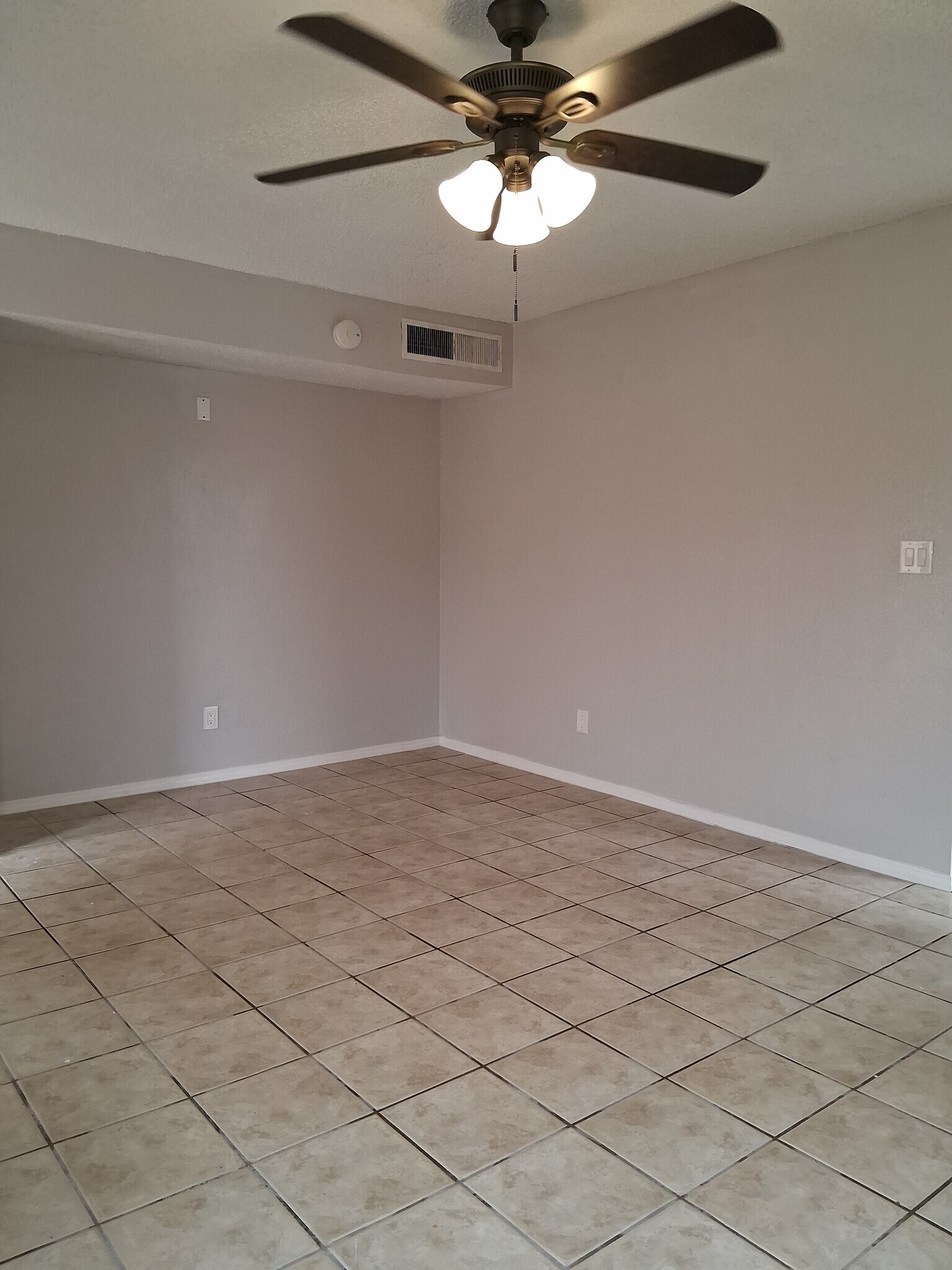 Building Photo - 11600 Marsh McCall Way