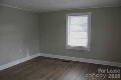 Building Photo - 1204 W Mauney Ave