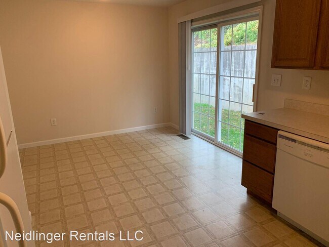 Building Photo - 3 br, 2.5 bath House - 224 Crown Court