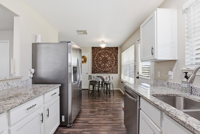 Building Photo - 9519 Maple Green Ln