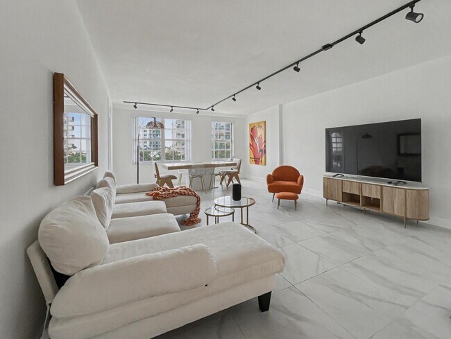 Building Photo - 3475 S Ocean Blvd