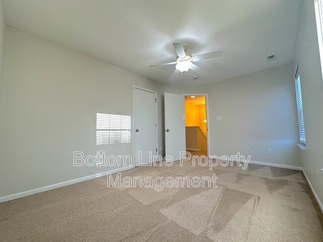 Building Photo - 131 Camforth Dr