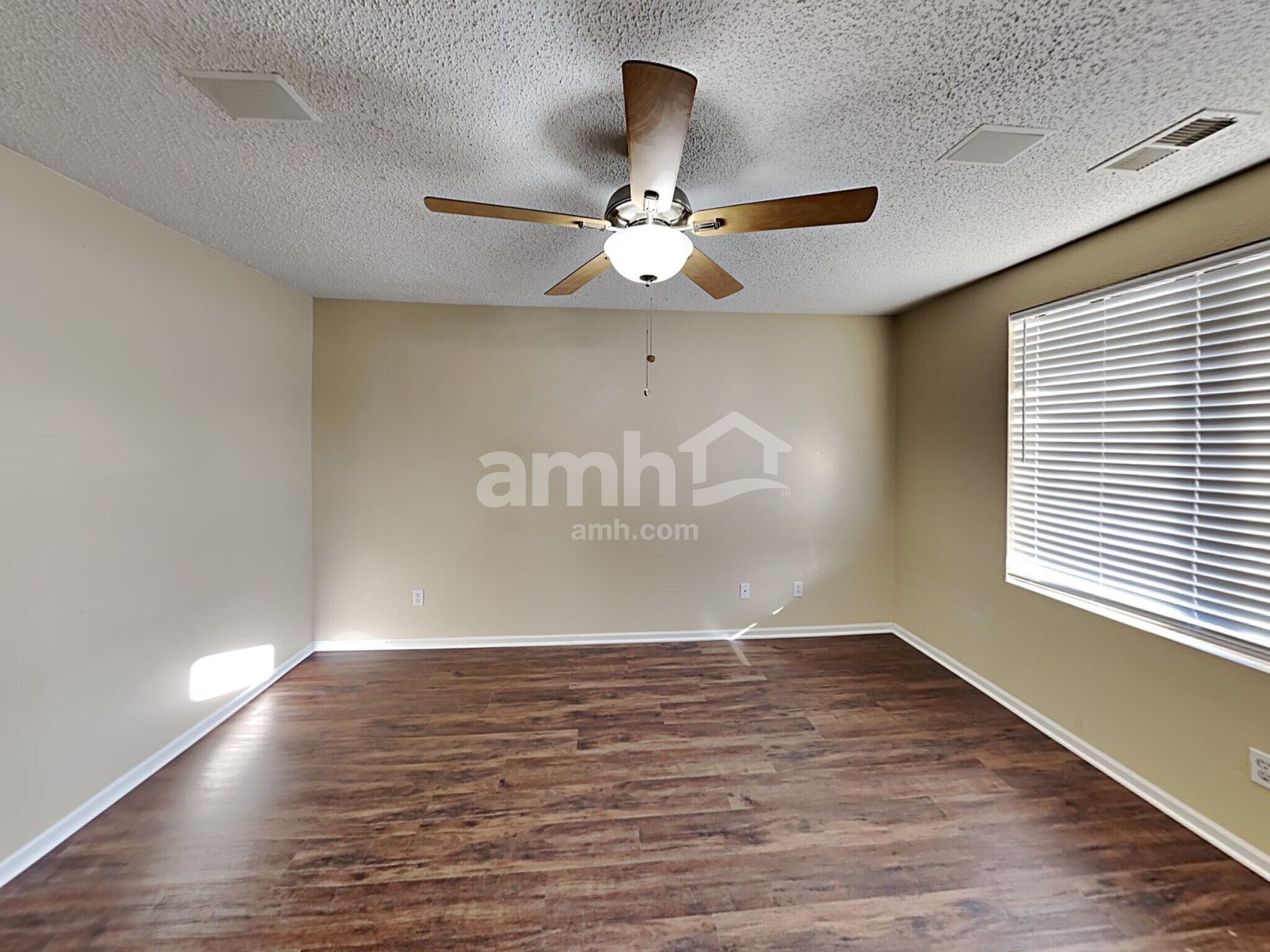 Building Photo - 20132 E Hampden Pl