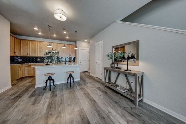 Building Photo - Gorgeous New Build 3 Bed 2 1/2 Bath in Timnath Lakes!