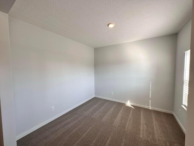 Building Photo - 188 Beaman Gates Dr SW