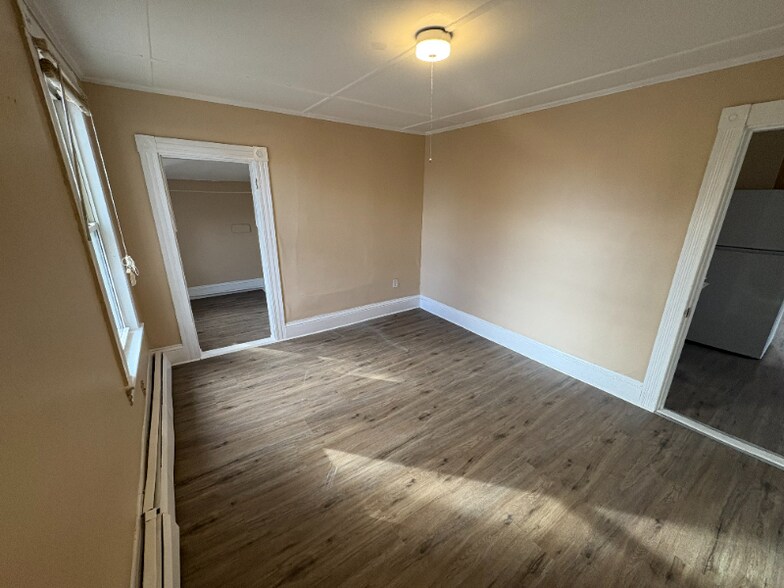 Building Photo - 36 Summer St