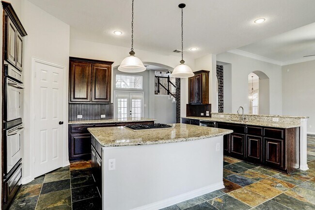 Building Photo - 62 Marquise Oaks Pl