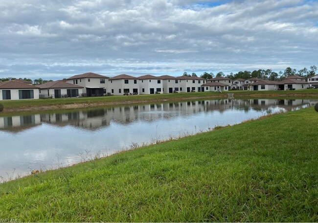 Building Photo - 8936 Madrid Cir