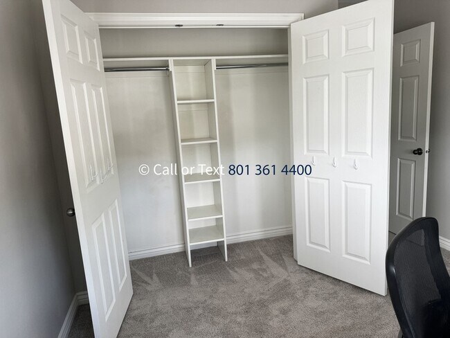 Building Photo - 1665 N 2600 W