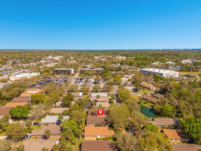 Building Photo - Renovated Brick Home in Gated Community