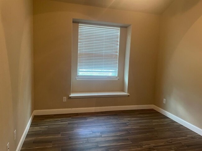 Building Photo - 103 S Kanaio Dr