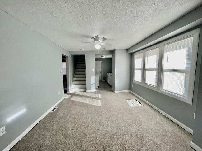 Building Photo - 2127 Park Ave