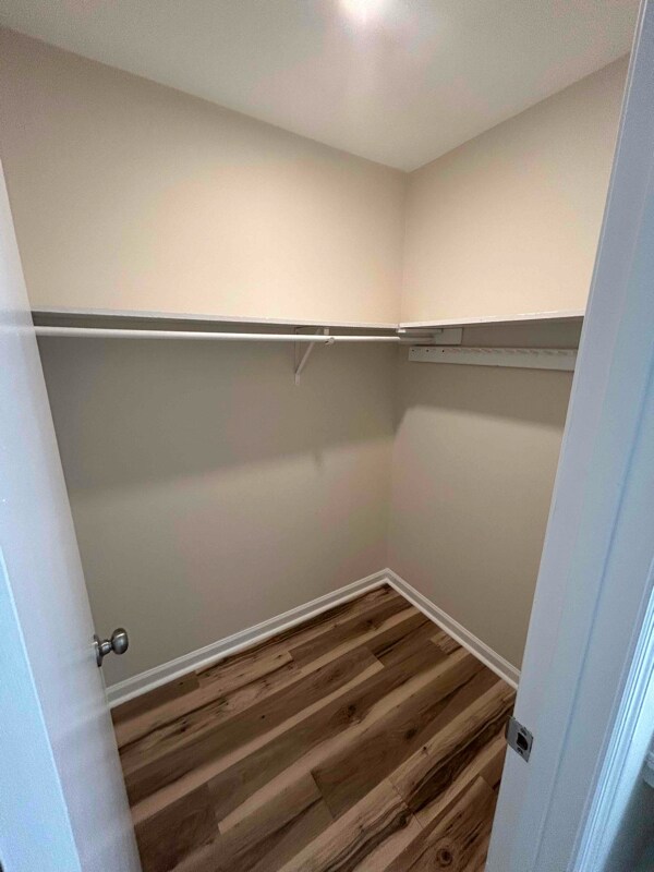 Building Photo - 1021 Hunters Trce