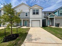 Building Photo - Brand New 3 Bd 2.5 Full Bath Townhouse Near UTSA & LaCantera