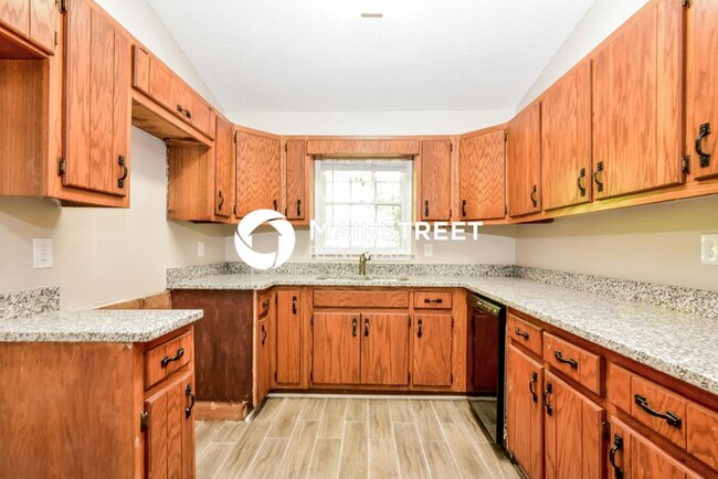 Building Photo - 130 Derby Country Dr