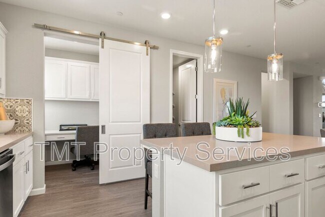 Building Photo - 4435 Rhone Walk