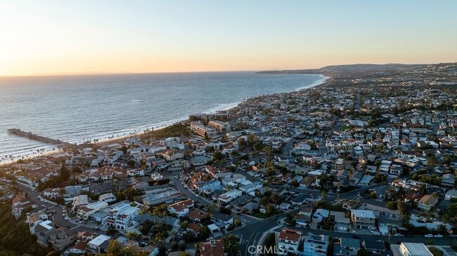 Building Photo - 256 1/2 Avenida Madrid Unit B