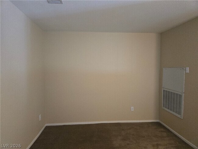 Building Photo - 5125 W Reno Ave