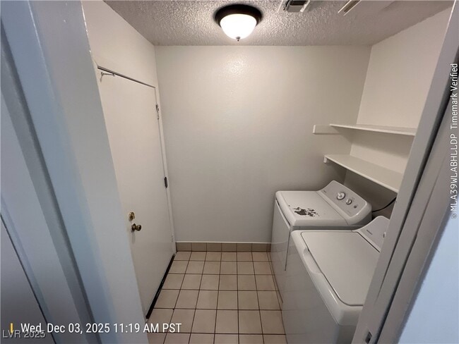 Building Photo - 2417 Lourdes Ave