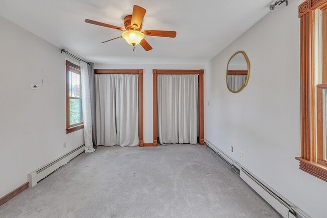 Building Photo - 211 Mendon St