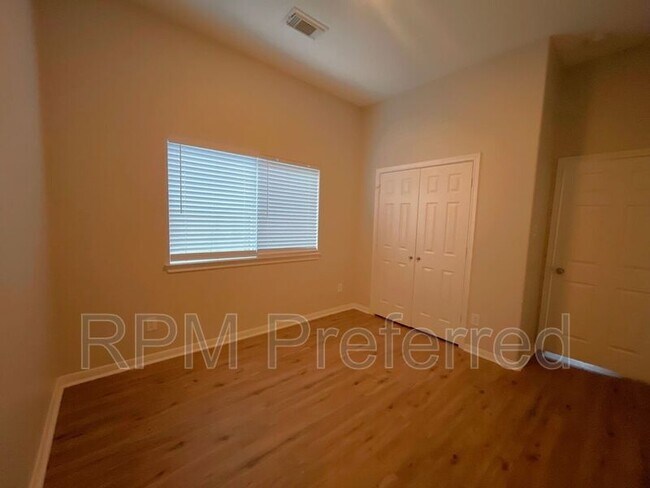 Building Photo - 13542 Forest Gully