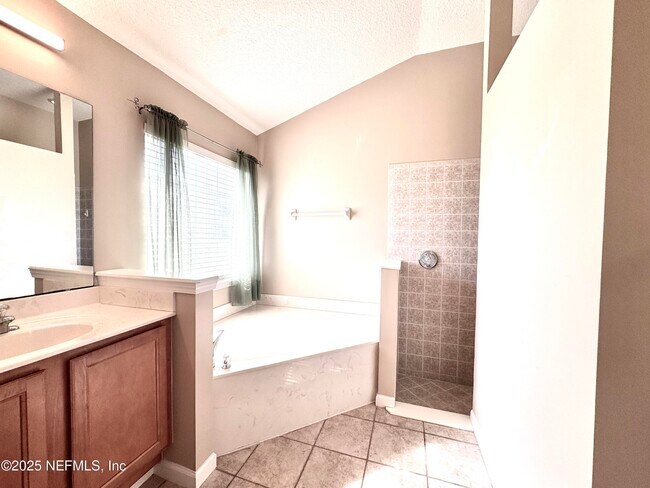 Building Photo - 1478 Walnut Creek Dr