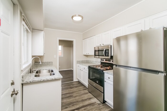 Building Photo - 4214 N Whittier Pl