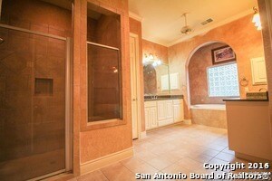 Building Photo - 24842 Fairway Springs