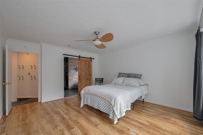 Building Photo - 3614 Spring Arbor Way