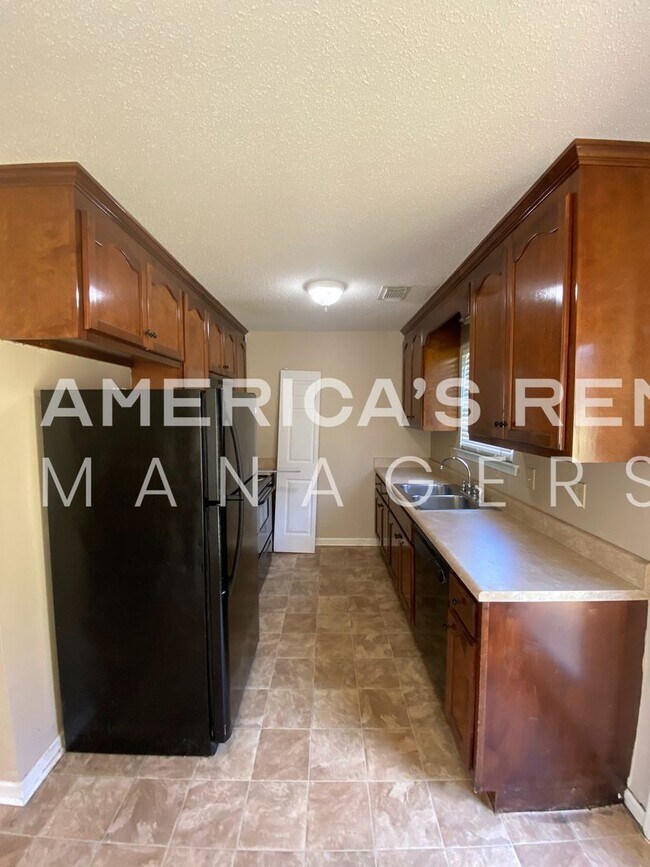 Building Photo - 11418 Oak Arbor Way