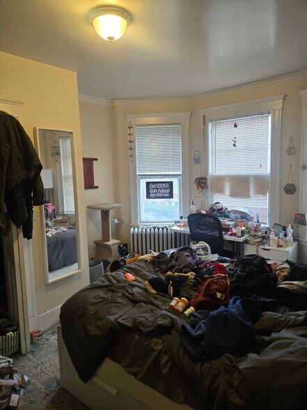 Building Photo - 16 Dighton St