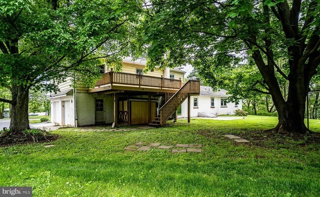 Primary Photo - 1312 E Cedarville Rd