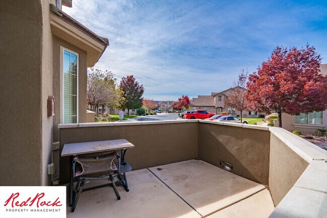Building Photo - 3 Bedroom Furnished Home in Hidden Valley ...