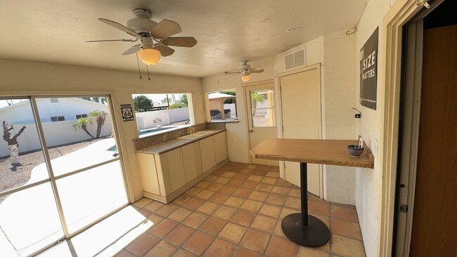 Building Photo - 8329 E Osborn Rd