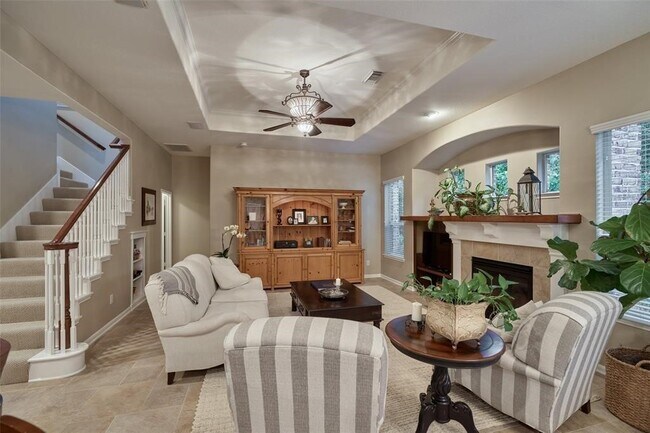 Building Photo - 43 S Longsford Cir