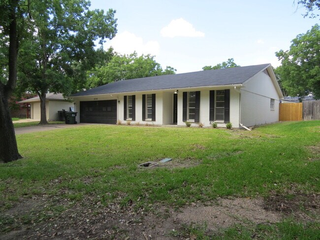 Building Photo - "Charming 3-Bed, 2-Bath Gem with 1,654 Sq Ft of Comfort in Temple, TX!"