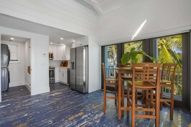 Building Photo - 19471 Harbor Rd S