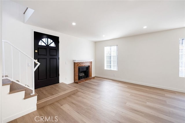 Building Photo - 13838 Vanowen St