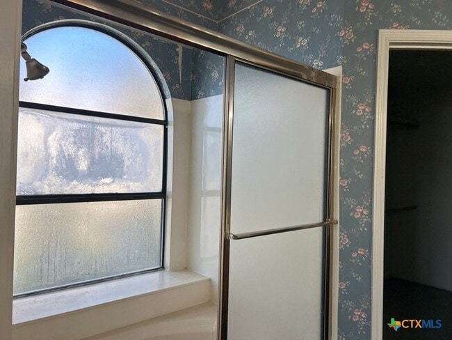 Building Photo - 4804 Shawn Dr