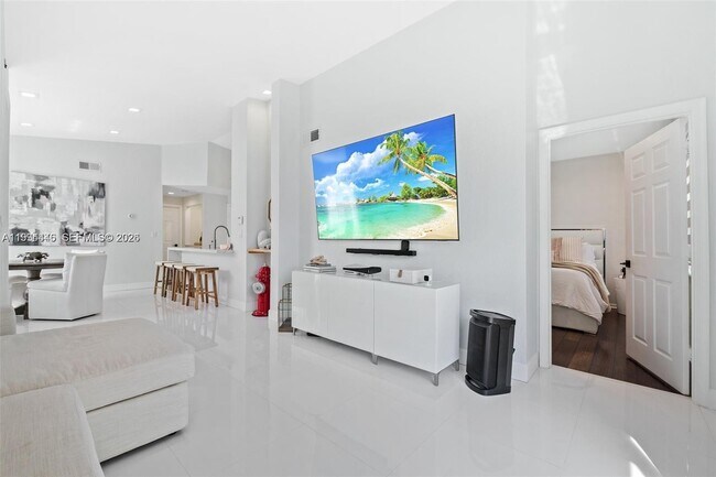 Building Photo - 18755 SW 27th Ct