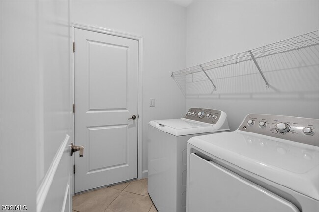 Building Photo - 9156 Leatherwood Loop