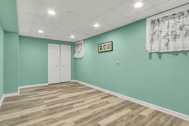 Building Photo - 1282 Berkshire Ln