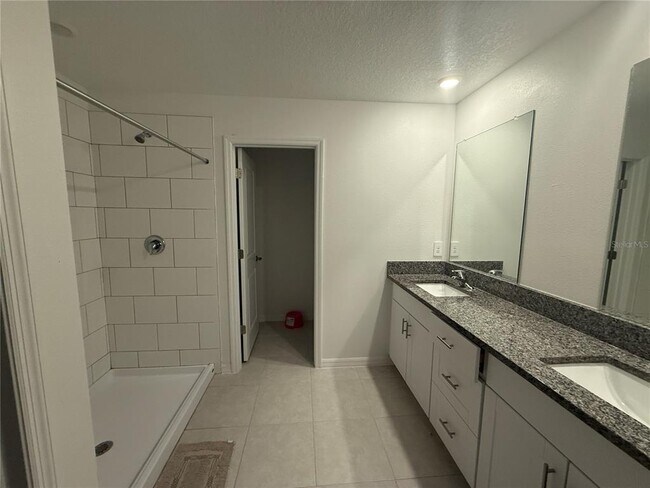 Building Photo - 2881 Silver Scallop Lp