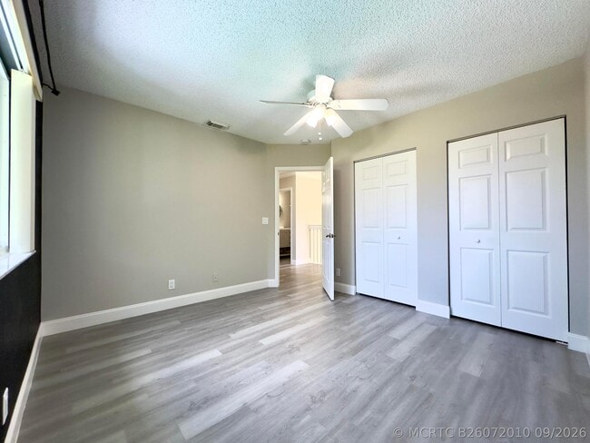 Building Photo - 1118 Fosters Mill Dr
