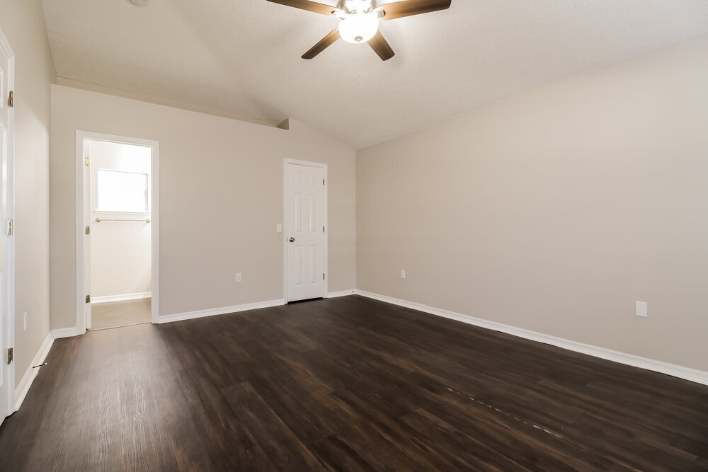 Building Photo - 266 Regal Downs Cir