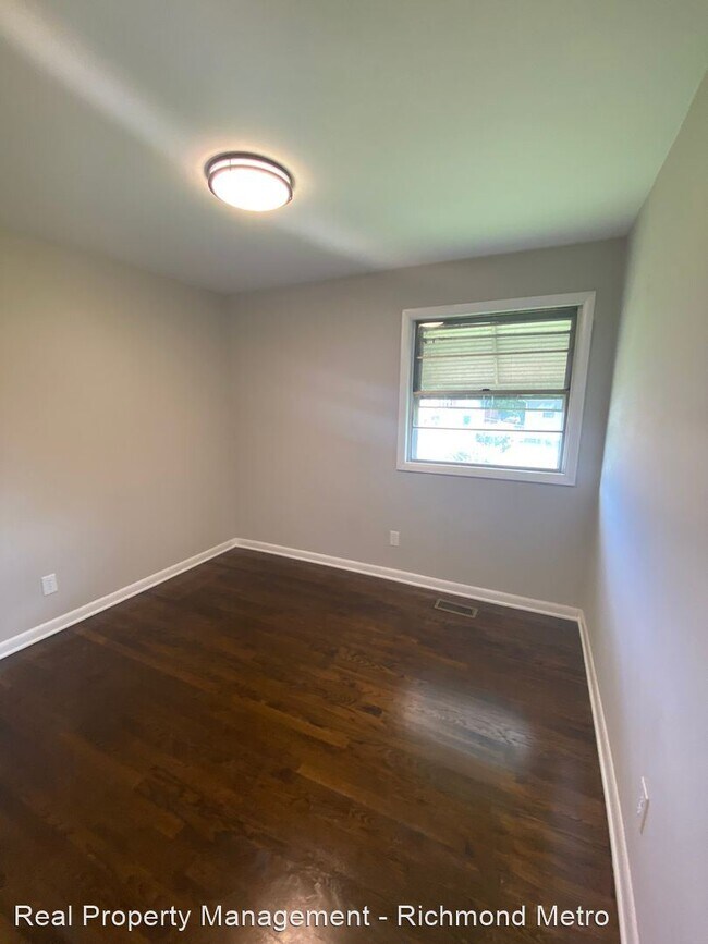 Building Photo - 3 br, 1.5 bath House - 1005 Kinney Street