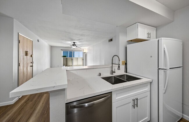 Building Photo - 26200 Redlands Blvd
